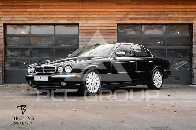 2003 Jaguar XJ