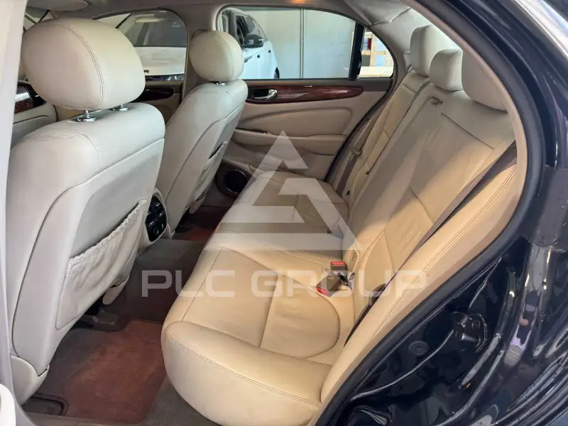 2003 Jaguar XJ