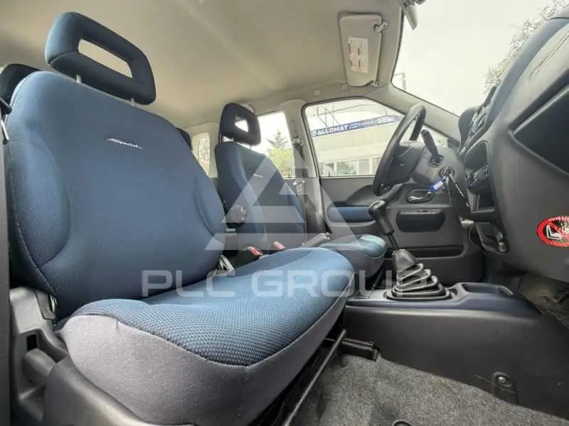 2003 Suzuki Ignis