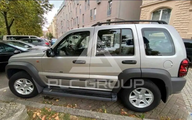2003 Jeep CHEROKEE