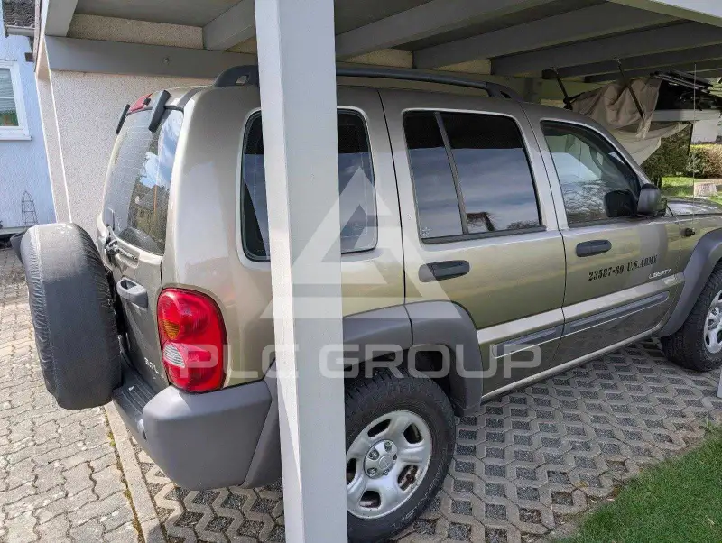 2003 Jeep CHEROKEE