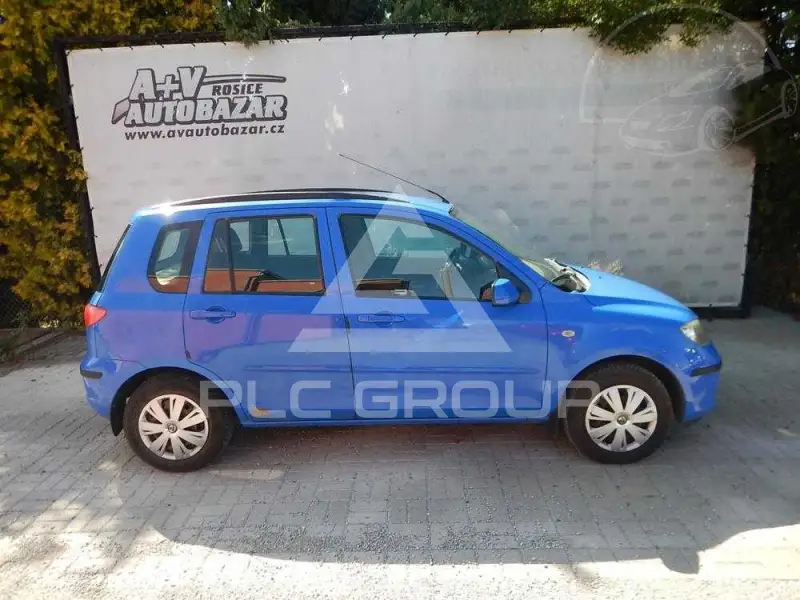 2003 Mazda 2