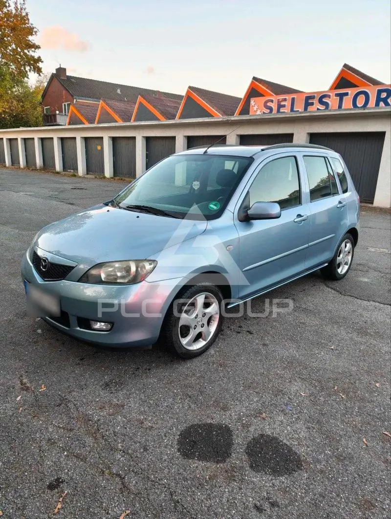 2003 Mazda 2 (Demio)