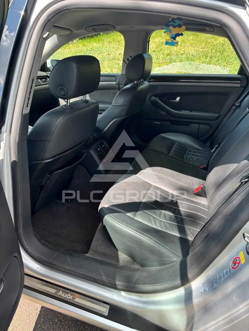 2003 Audi A8