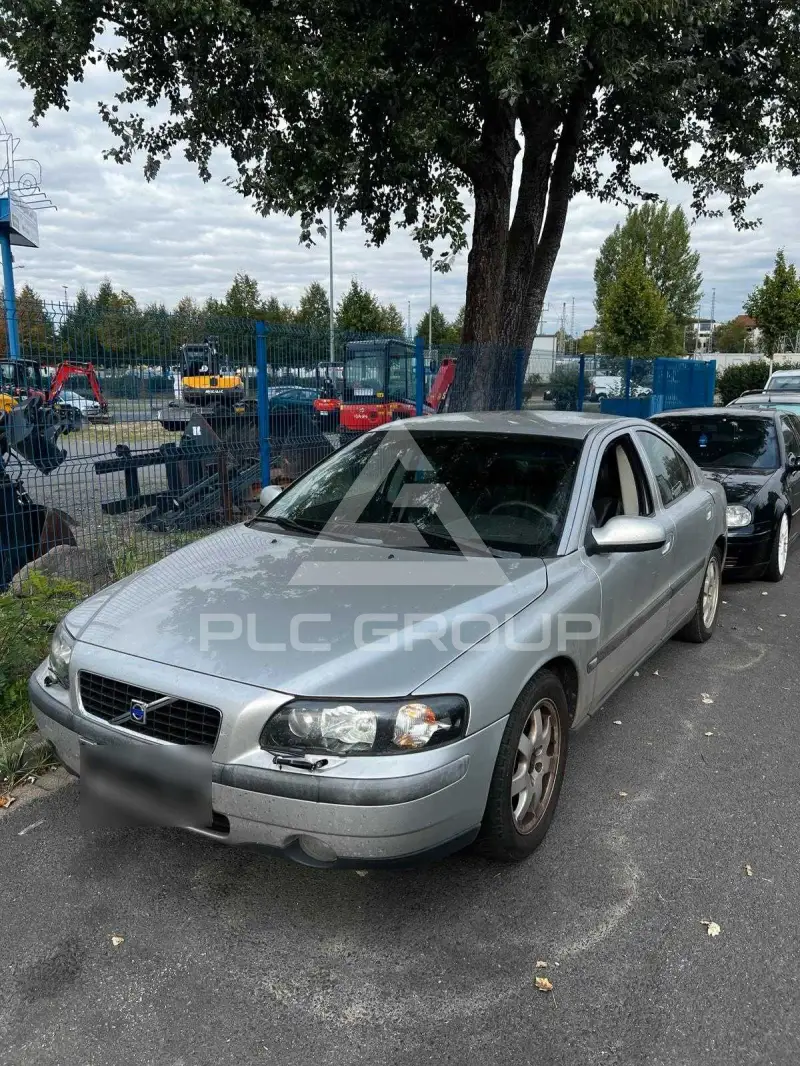 2003 Volvo S60