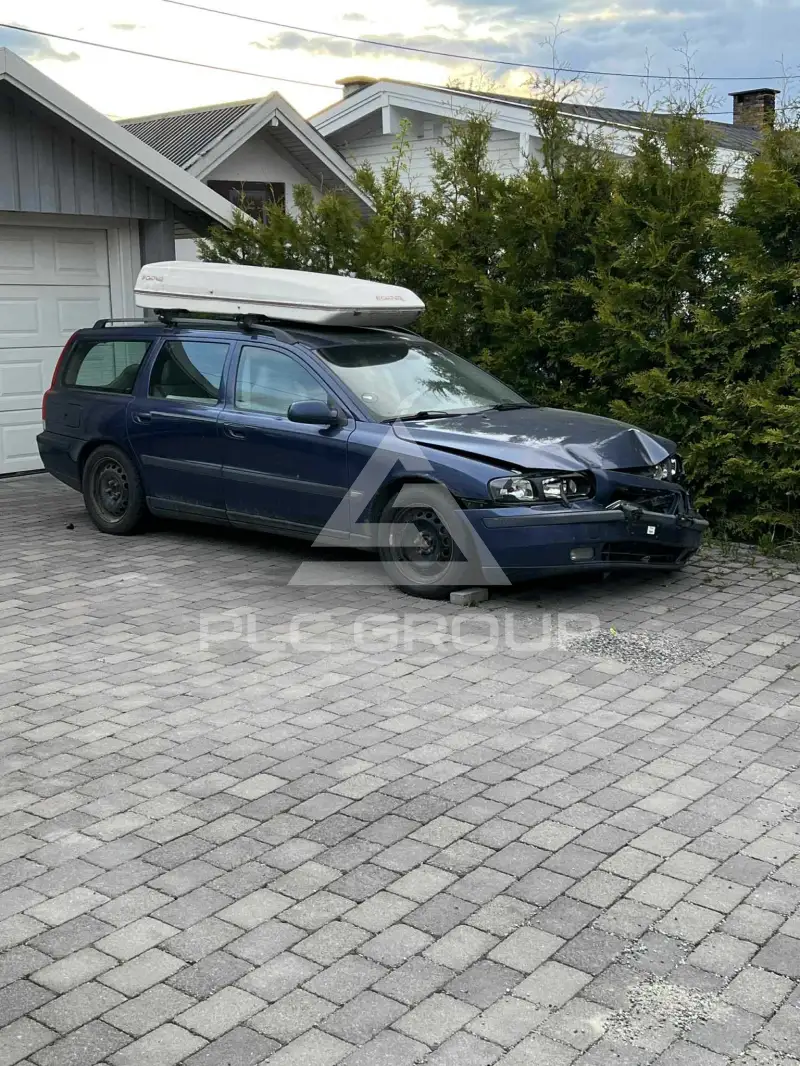 2003 Volvo V70