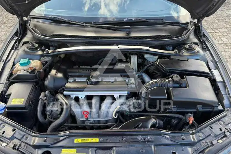 2003 Volvo V70