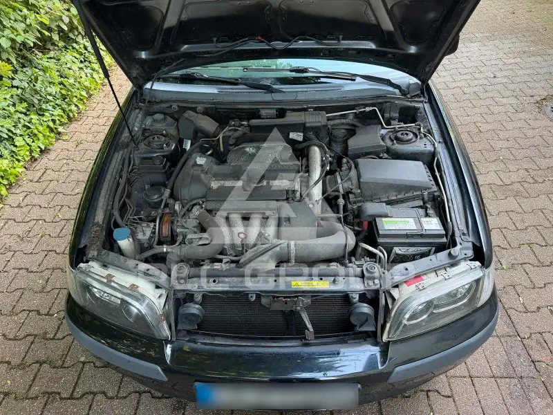 2003 Volvo V40