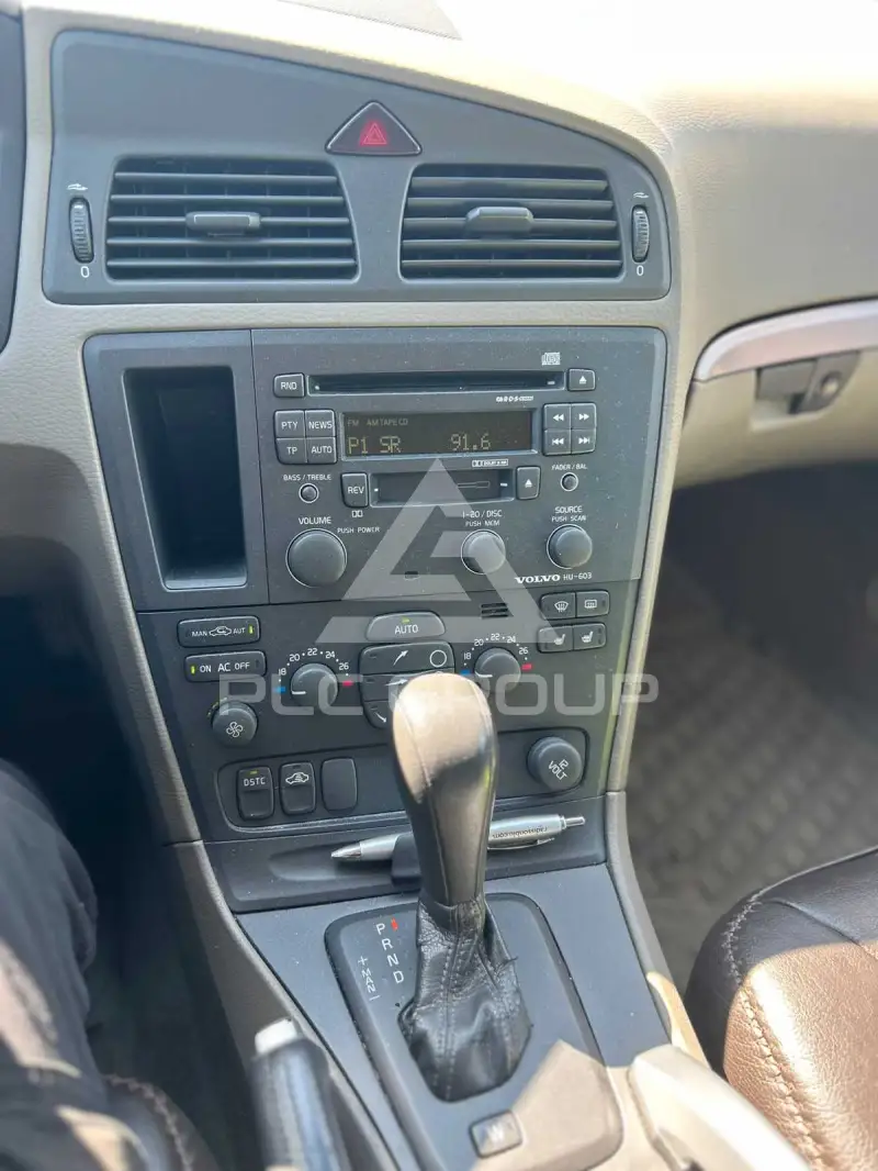 2003 Volvo XC70