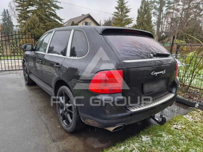 2003 Porsche Cayenne