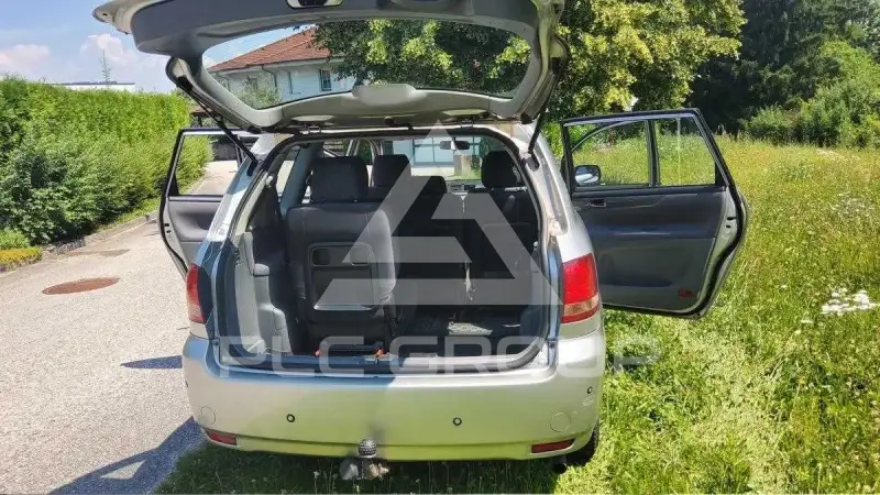 2003 Toyota Avensis