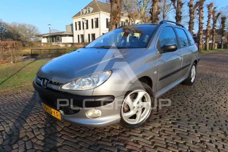 2003 Peugeot 206
