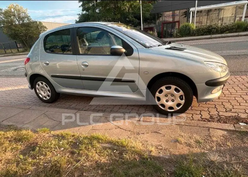 2003 Peugeot 206
