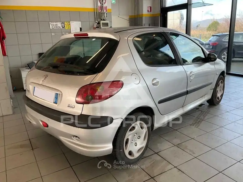 2003 Peugeot 206