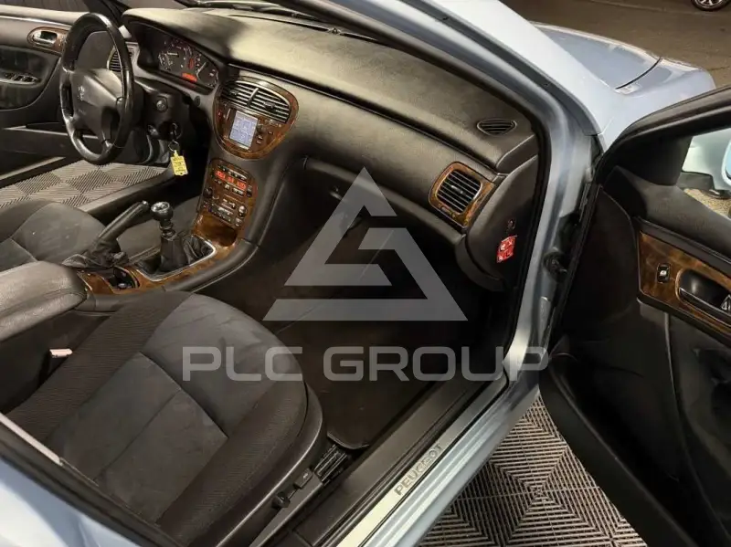 2003 Peugeot 607