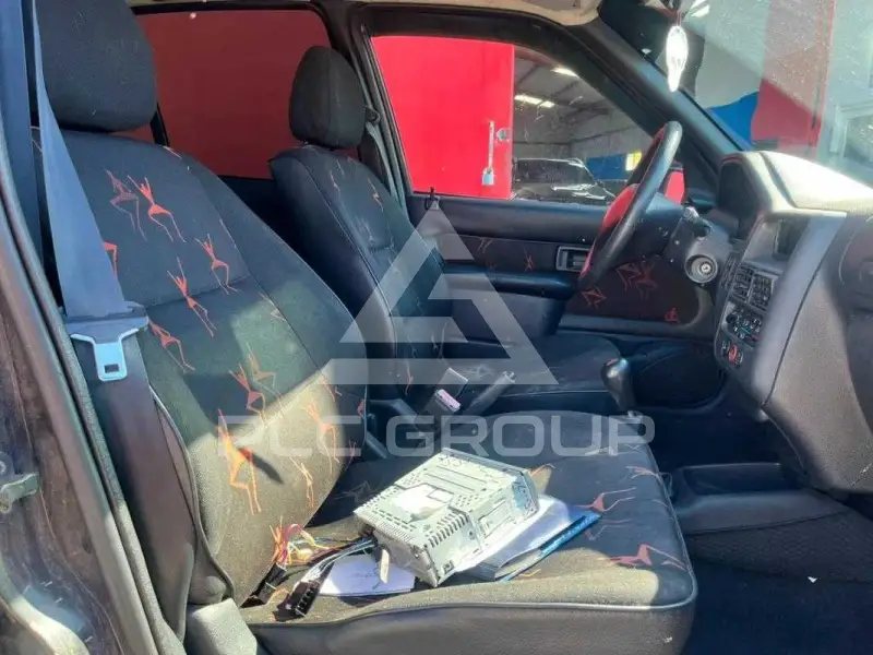 2003 Peugeot 106