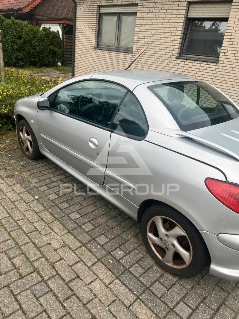 2003 Peugeot 206