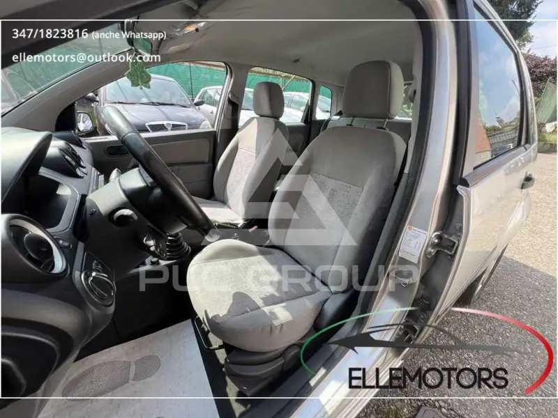 2003 Ford FIESTA