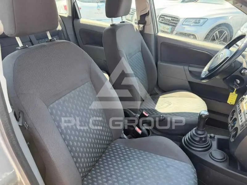 2003 Ford FIESTA
