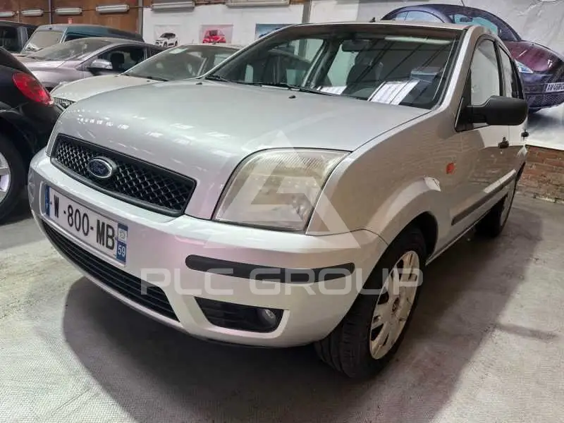 2003 Ford FUSION