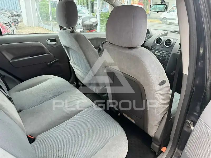 2003 Ford FUSION