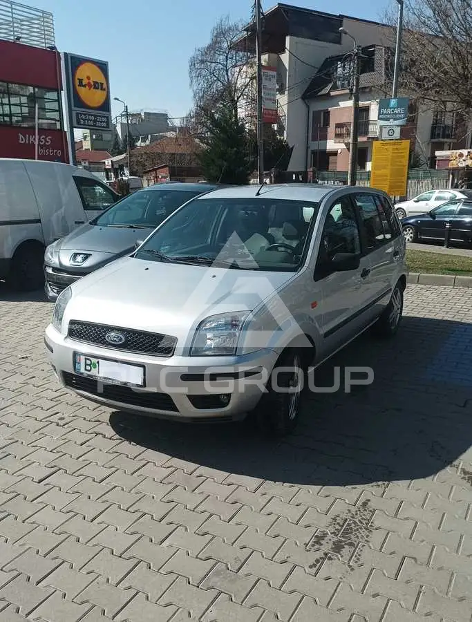 2003 Ford FUSION