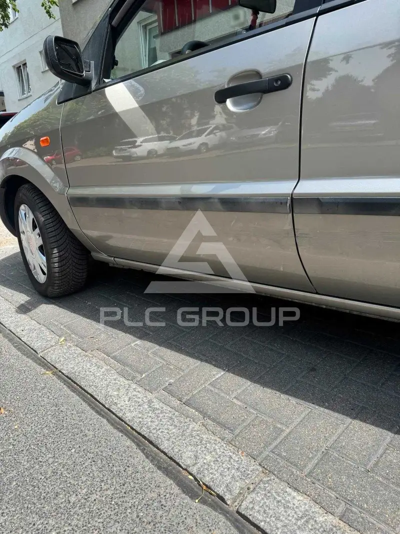 2003 Ford FUSION