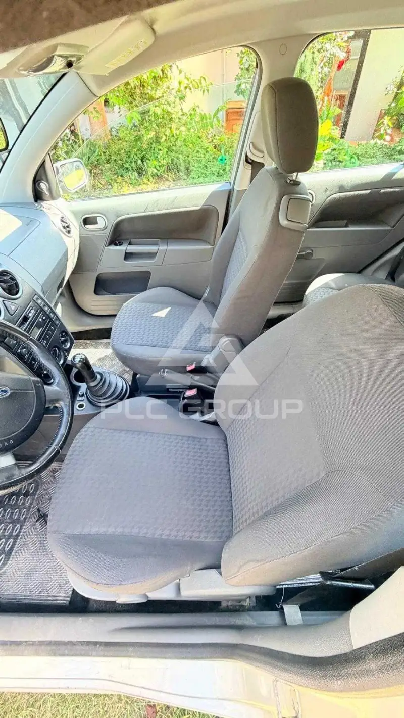 2003 Ford FUSION