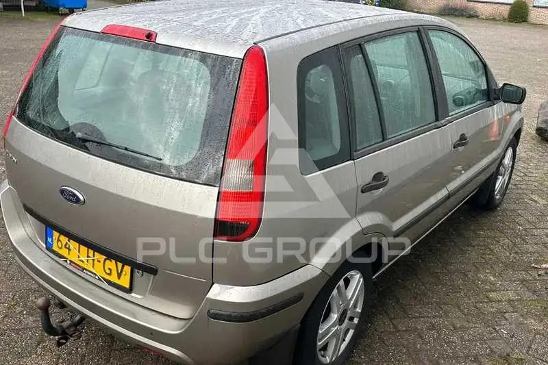 2003 Ford FUSION