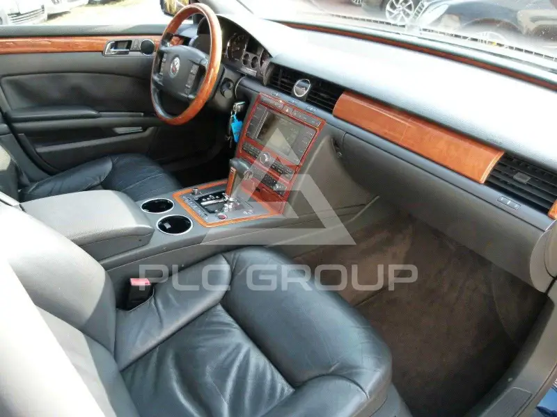 2003 Volkswagen PHAETON