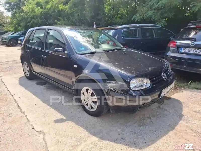 2003 Volkswagen GOLF