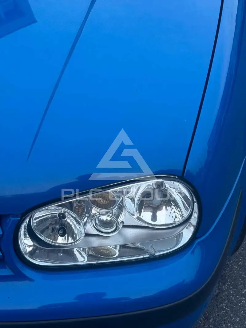 2003 Volkswagen GOLF