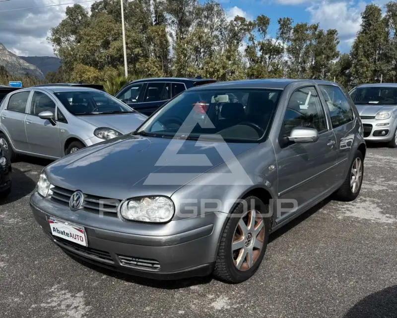 2003 Volkswagen GOLF