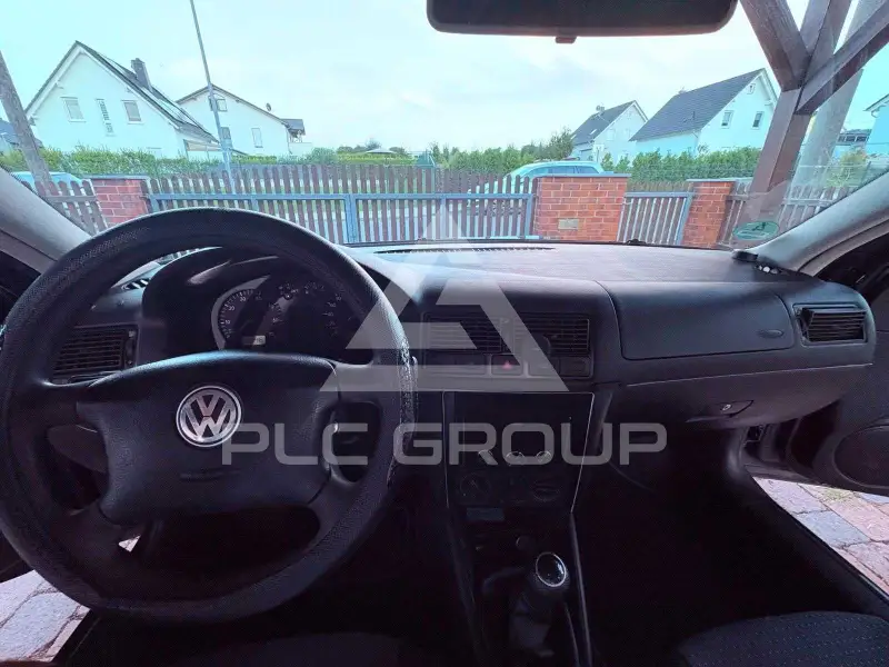2003 Volkswagen GOLF