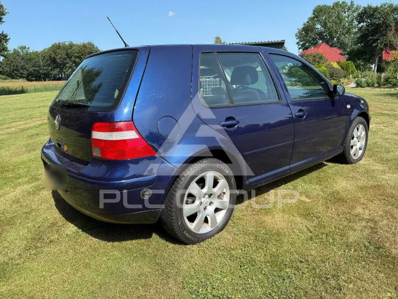 2003 Volkswagen GOLF