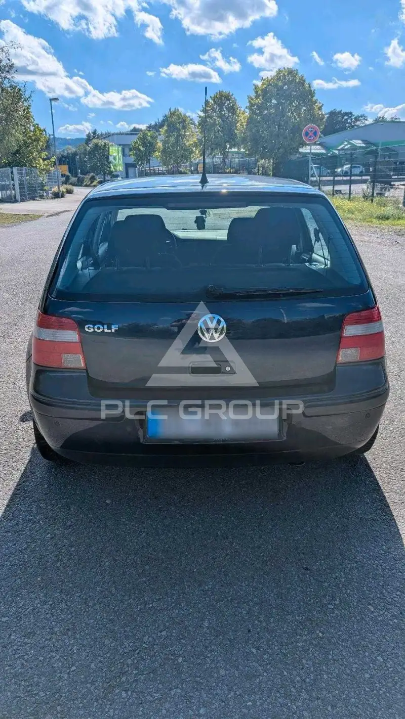 2003 Volkswagen GOLF
