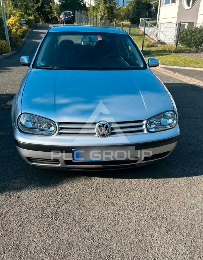 2003 Volkswagen GOLF