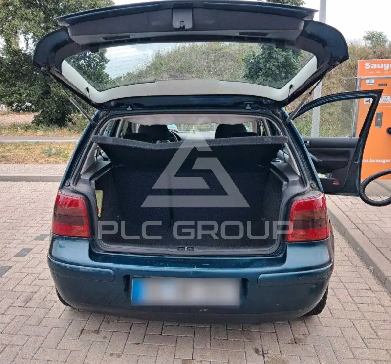 2003 Volkswagen GOLF