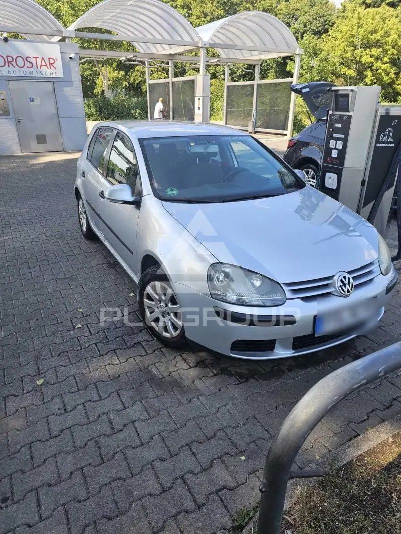 2003 Volkswagen GOLF