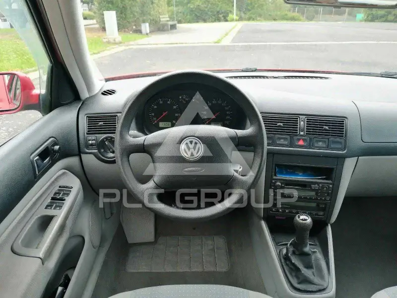 2003 Volkswagen GOLF