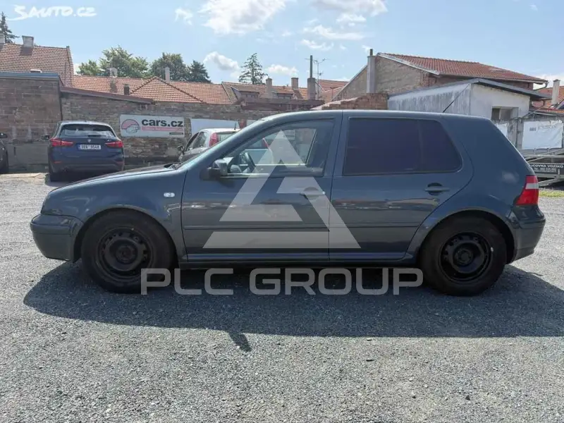 2003 Volkswagen GOLF