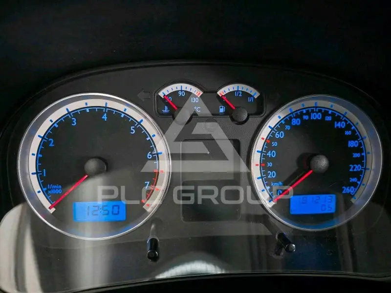2003 Volkswagen GOLF
