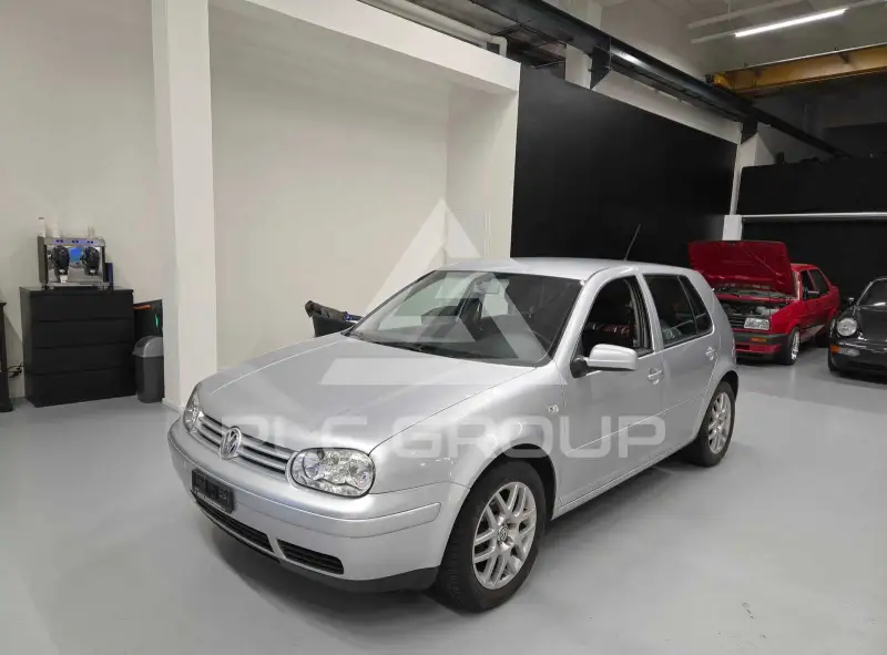 2003 Volkswagen GOLF