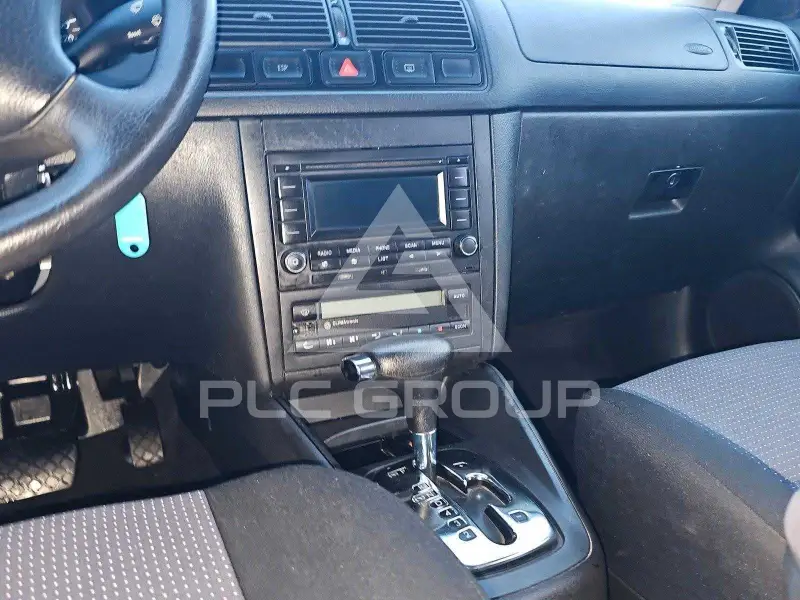 2003 Volkswagen GOLF