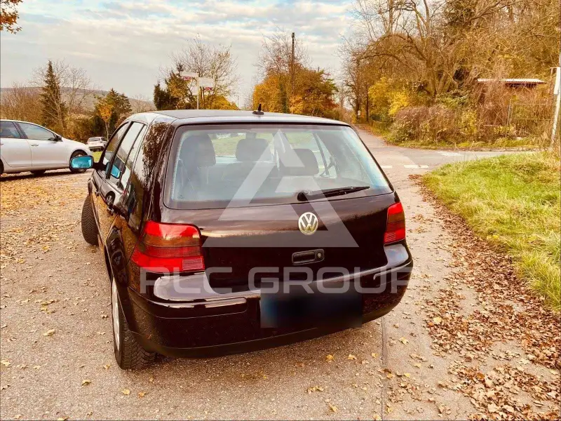 2003 Volkswagen GOLF