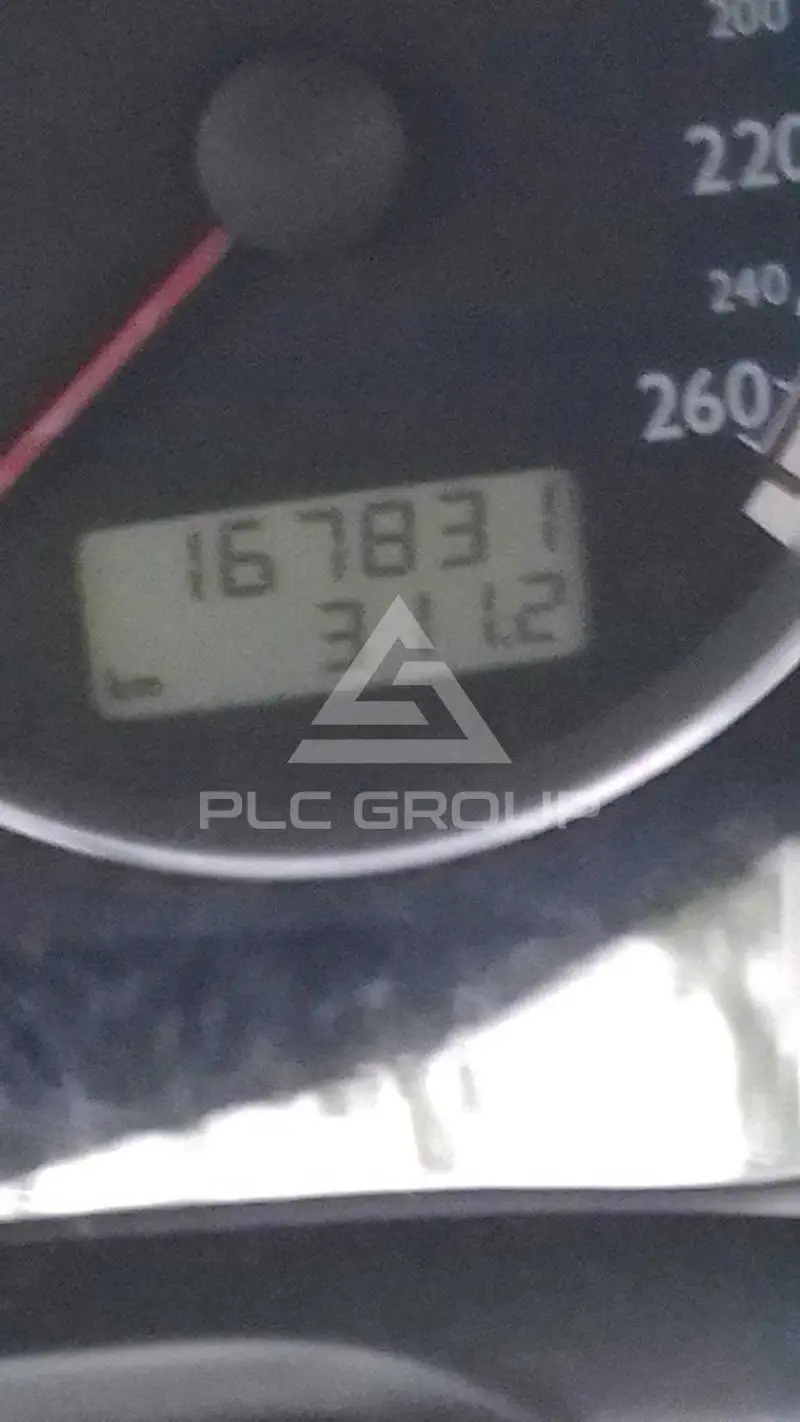 2003 Volkswagen GOLF