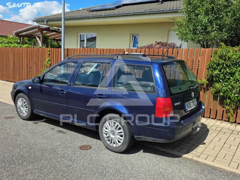 2003 Volkswagen GOLF