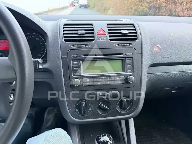 2003 Volkswagen GOLF