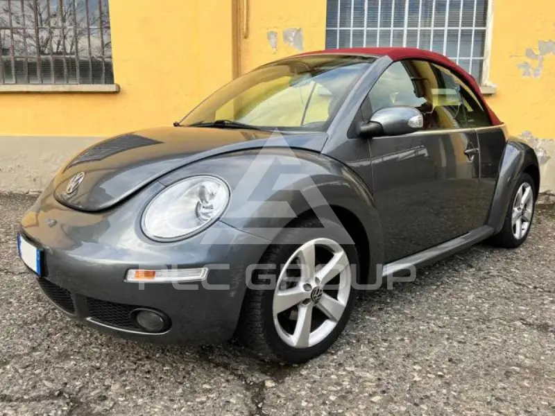 2003 Volkswagen BEETLE