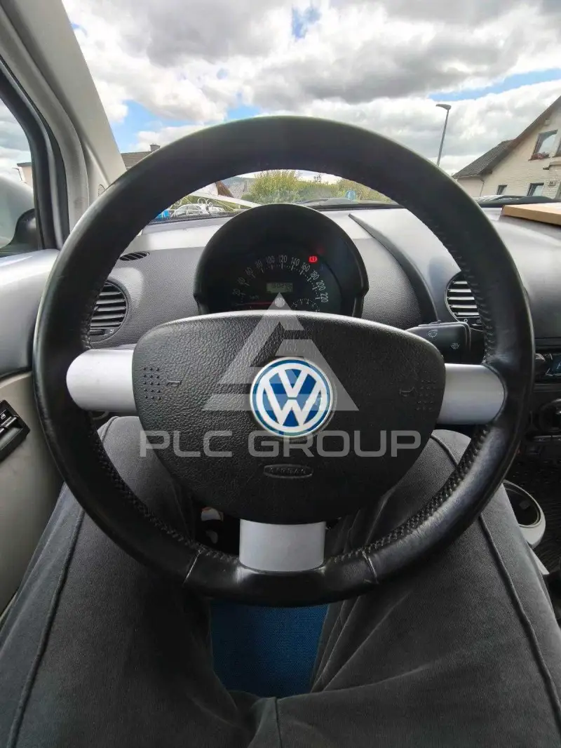 2003 Volkswagen BEETLE